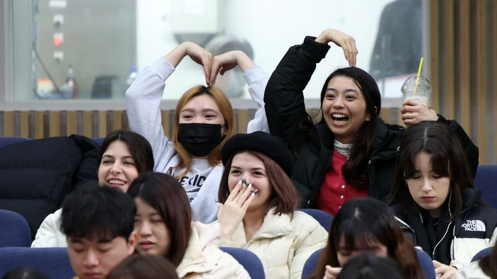 Hơn 30 nghìn sinh viên bị tước bằng.