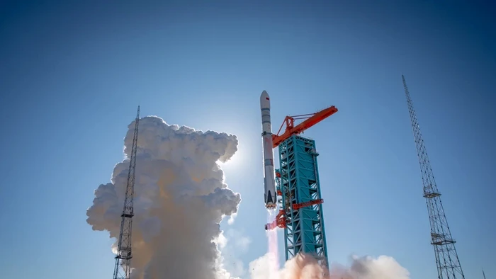 Tên lửa Zhuque-3 được phóng thử nghiệm lên quỹ đạo từ Trung tâm Phóng vệ tinh Jiuquan của Trung Quốc tại sa mạc Gobi. Ảnh: Scientific American