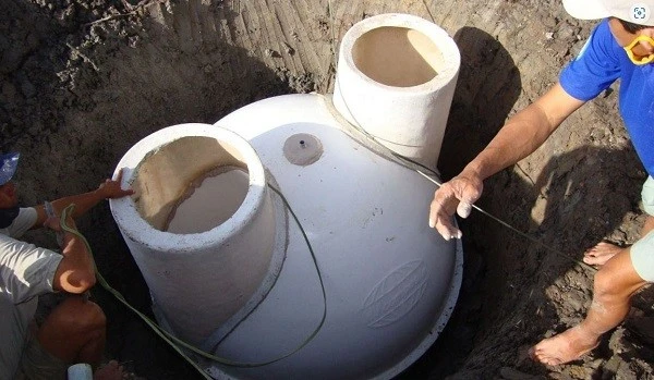 Hầm biogas để xử lý chất thải nông nghiệp.