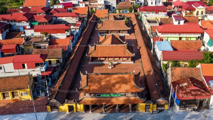 Chùa Keo Hành Thiện tọa lạc tại xã Xuân Hồng, tỉnh Ninh Bình.