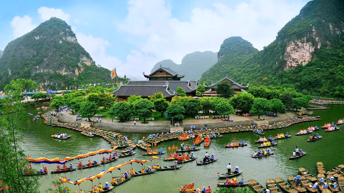 Trong tương lai, sức cạnh tranh của du lịch không chỉ ở cảnh quan hay số lượng khách, mà còn ở khả năng tạo ra trải nghiệm và giữ gìn bản sắc.