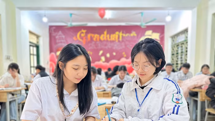 Học sinh tại các trường trên địa bàn tỉnh Điện Biên tăng tốc ôn tập trước Kỳ thi tốt nghiệp THPT 2026. Ảnh: NTCC