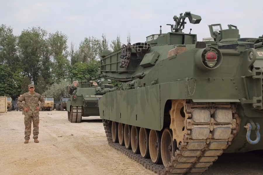 Binh sĩ Mỹ bán bí mật quân sự để đổi lấy quyền công dân Nga