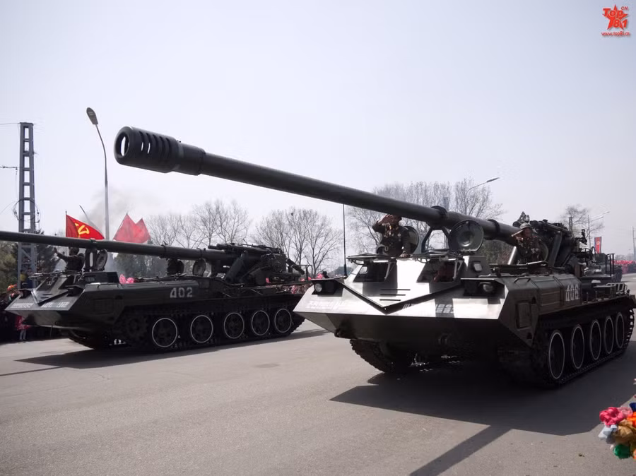 Pháo tự hành 170 mm Koksan của Triều Tiên sắp tham chiến tại Đông Âu?