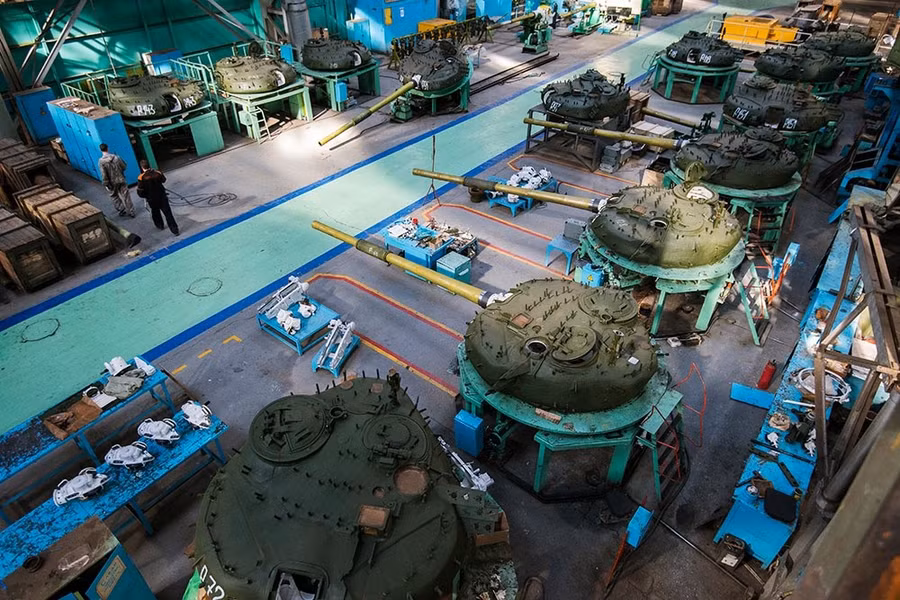 Mỹ báo động về năng lực công nghiệp quốc phòng