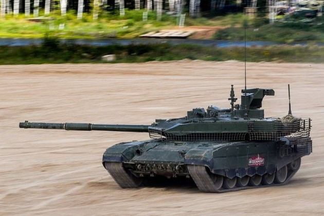 Xe tăng chiến đấu chủ lực T-90M Proryv có hỏa lực mạnh mẽ cùng khả năng bảo vệ vững chắc. 000026-1652776541-502275-big.jpg