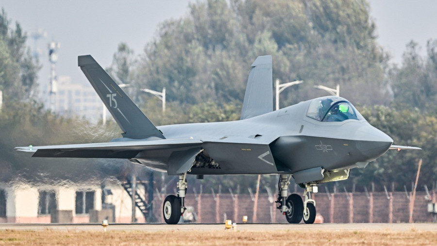 Tiêm kích J-35 sắp hiện diện trong Không quân Pakistan. 272672a000b0a38b.jpg