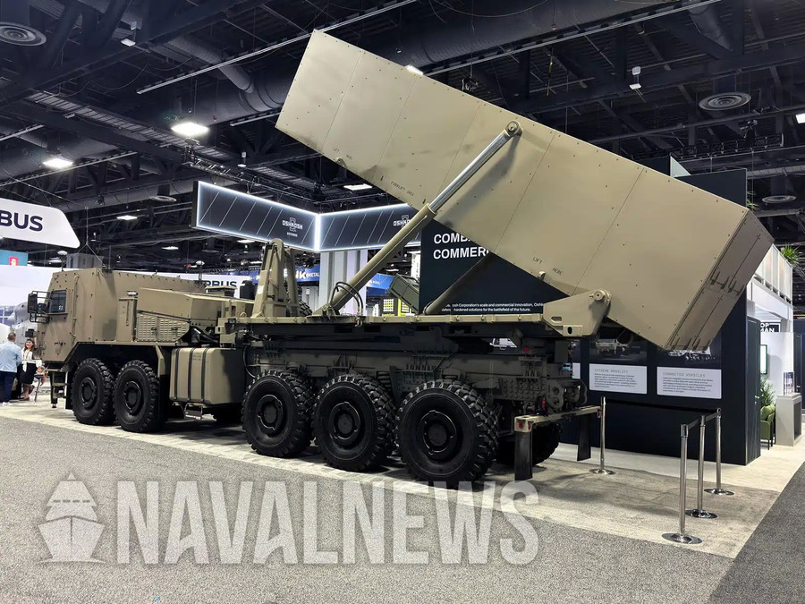 Bệ phóng X-MAV có thể mang theo tới 4 tên lửa hành trình Tomahawk. x-mav-tomahawk-ausa-2025.jpg