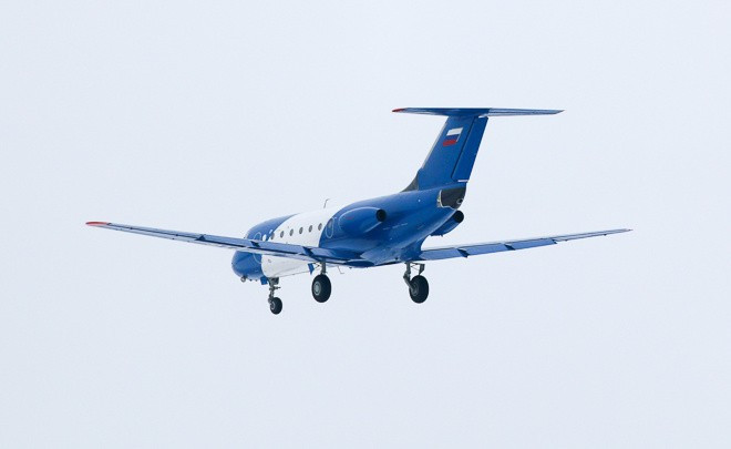 Yak-40 với 2 động cơ TFE731 của Mỹ. 3a26838723392a9c.jpg