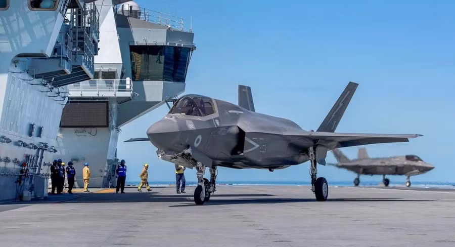 Anh sẽ ném tên lửa xuống biển vì 'tiết kiệm' hệ thống hạ cánh cho F-35B