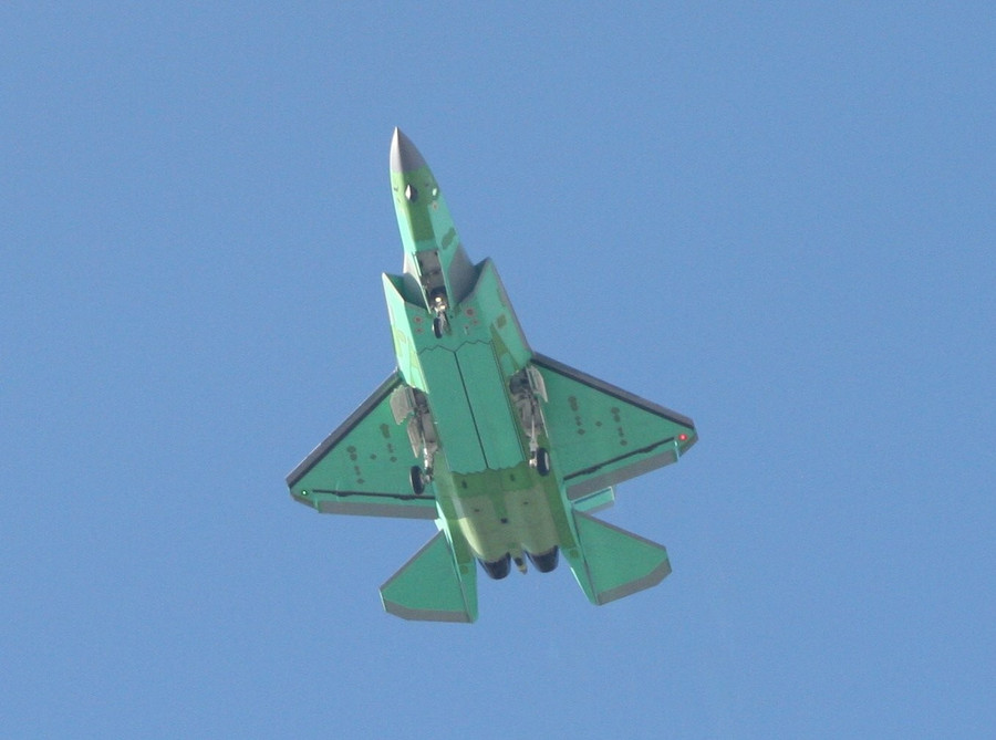 Tiêm kích J-35A đầu tiên dành cho Không quân Trung Quốc đã cất cánh