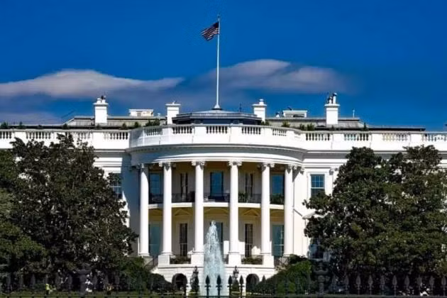 Ông Trump nguy cơ thua cuộc sau khi Tổng thống Biden từ bỏ cuộc đua