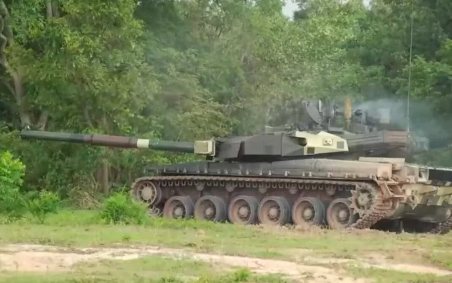 Xe tăng T-84 Oplot tối tân nhất đã có mặt tại điểm nóng