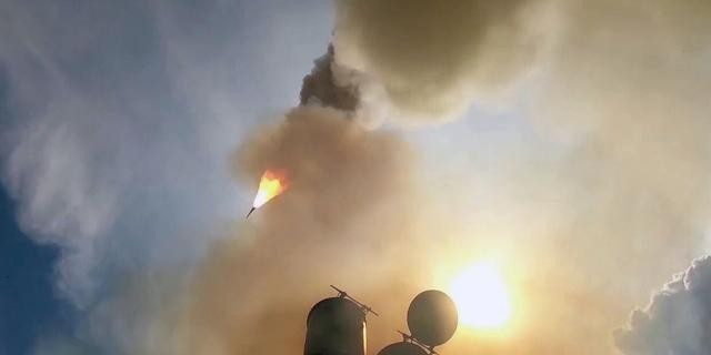 Đại tá Khodarenok: việc triển khai Oreshnik và S-500 có ý nghĩa sống còn