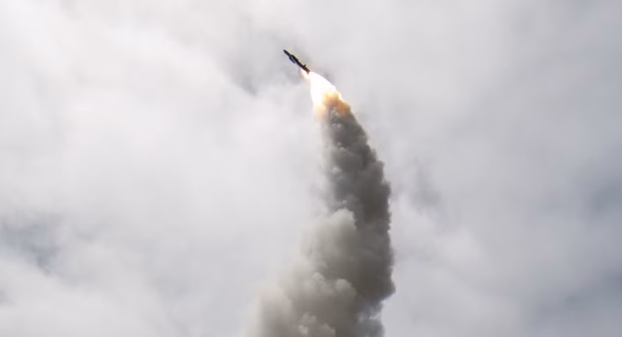 Có nên tấn công tàu chiến bằng tên lửa phòng không SM-6 trị giá... 17 triệu USD?