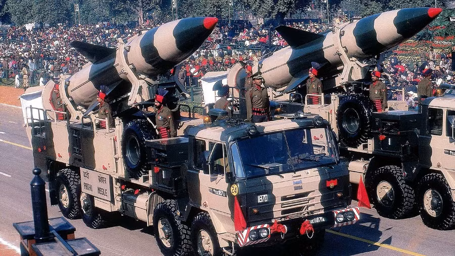 india-today-archive-large-prithvi-india-s-first-indigenously-developed-ballistic-missile-image-f224ss3-dvd0034-4616.jpg
