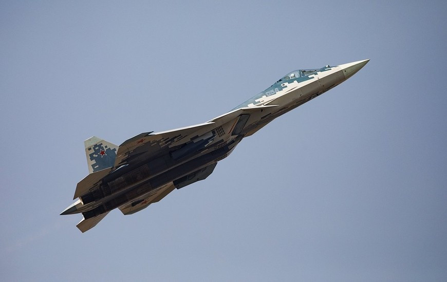 Tiêm kích tàng hình thế hệ năm Su-57E đầu tiên sắp được bàn giao. 28.jpg