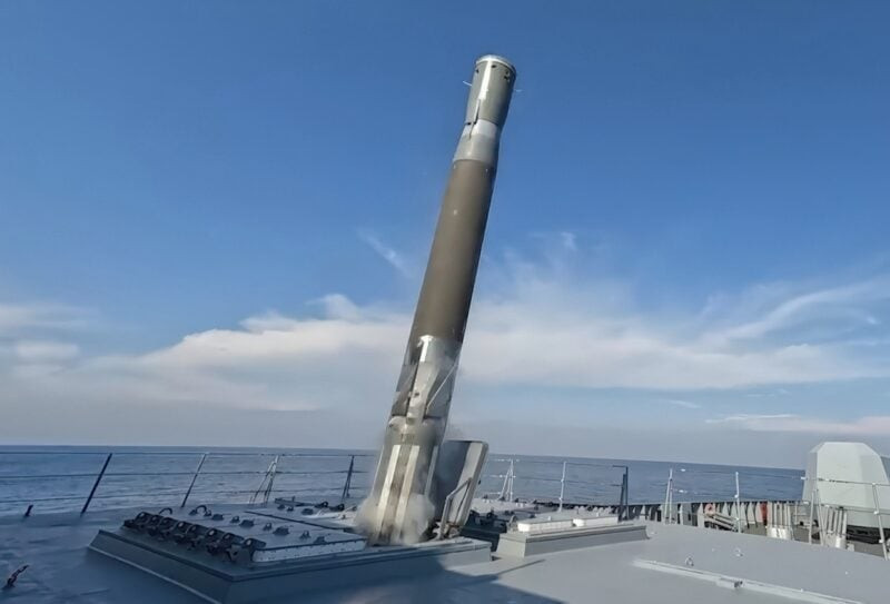 Thử tên lửa chống hạm hiếm gặp trên đất liền