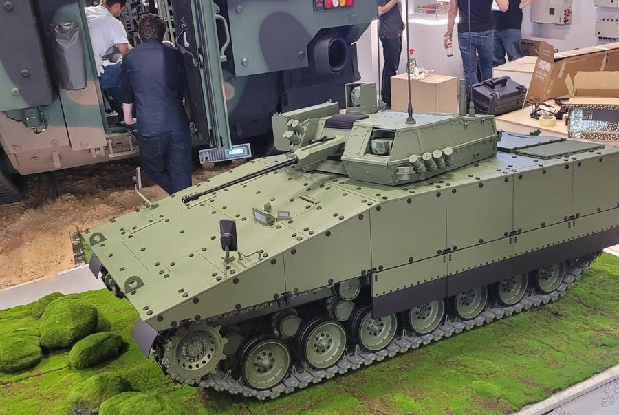 Xe chiến đấu bộ binh hạng nặng Ratel ​​sẽ hoàn thành vào cuối năm 2026