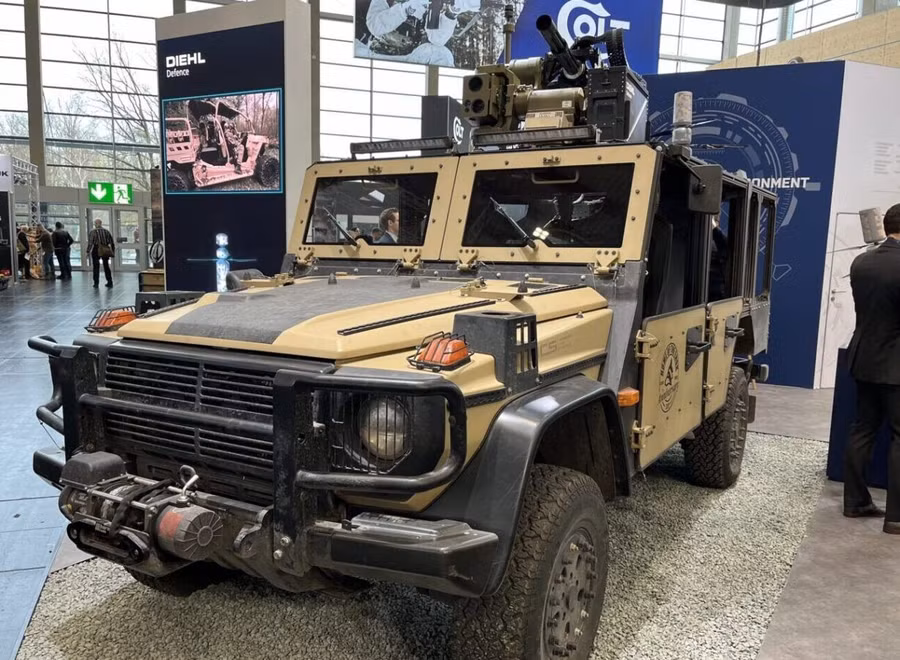 Xe phòng thủ Kinetic Defence Vehicle trang bị AI sắp tham chiến