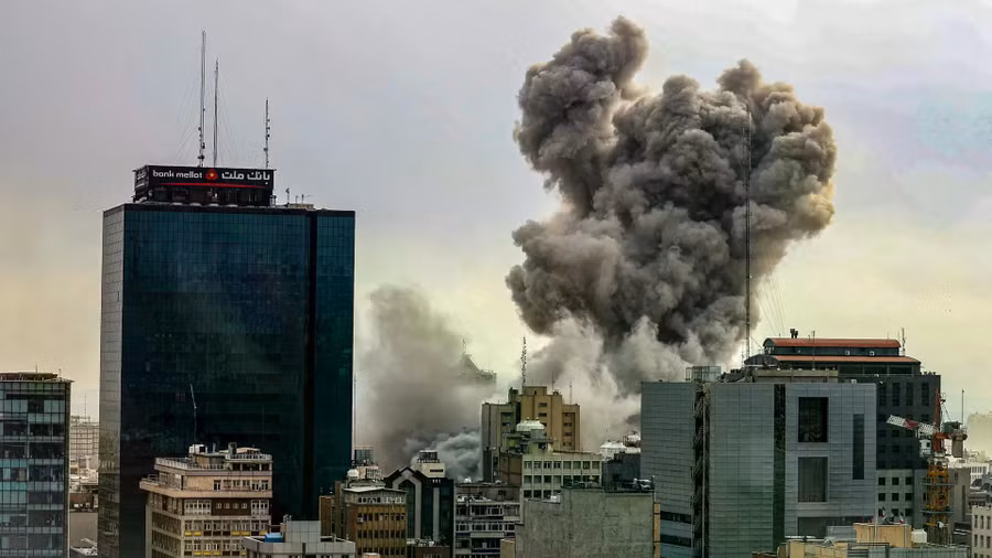 Chuyên gia Nga: Iran đối diện tình trạng diệt vong!?