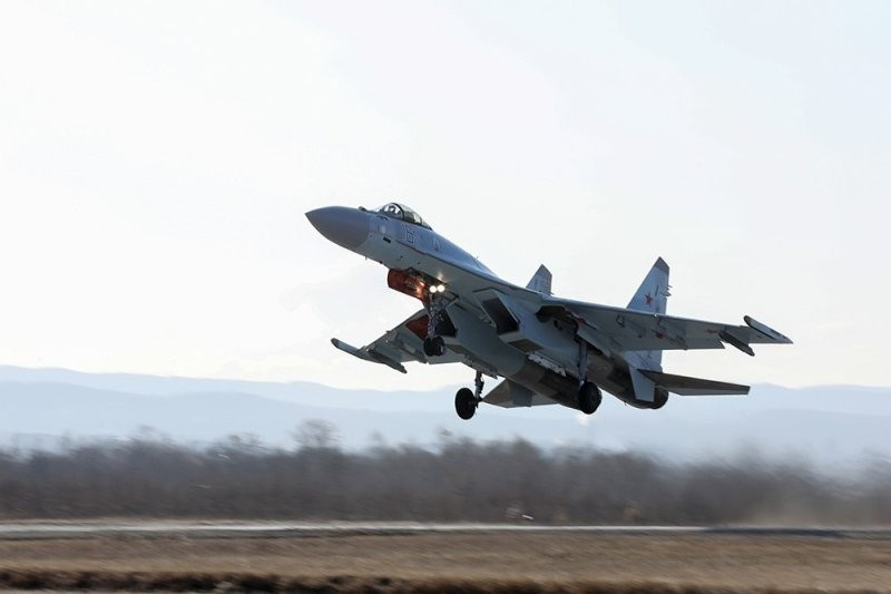 Vì sao mở rộng quy mô sản xuất tiêm kích Su-35?