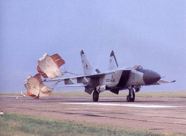 'Chiến công' đầy tai tiếng của tiêm kích MiG-25PD Iraq