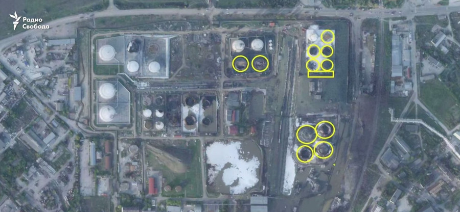 Kho dầu Feodosia thiệt hại nặng nề sau những cuộc tấn công của UAV cảm tử Ukraine. naslidky-ataky-na-terminal-v-feodosiyi.jpg