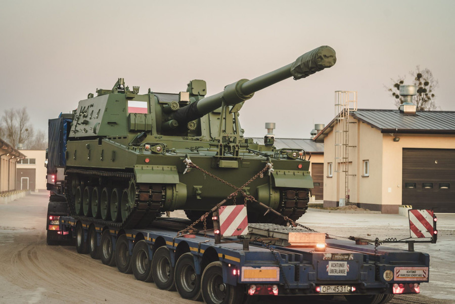 Pháo tự hành K9 Thunder sẽ linh hoạt hơn khi có thêm phiên bản bánh lốp. gmypafrxmaabwfu-2048x1367.jpg