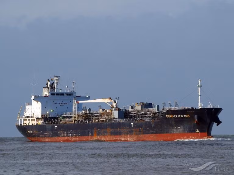 Tàu chở dầu Nga tiếp tục hướng về Cuba thách thức lệnh phong tỏa của Mỹ