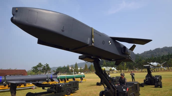 Ukraine chưa thể nhận được tên lửa hành trình Taurus và tổ hợp phòng không Patriot từ Đức. 3446aa7-taurus.jpg