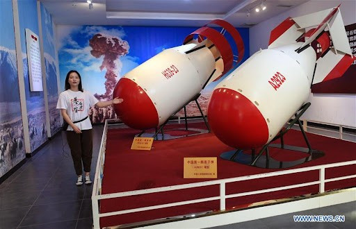 Bom khinh khí dựa trên thành phần hạt nhân sắp lui vào dĩ vãng? unnamed.jpg