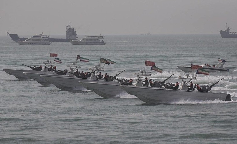 Đóng eo biển Hormuz là 'đòn tự sát' đối với Iran?