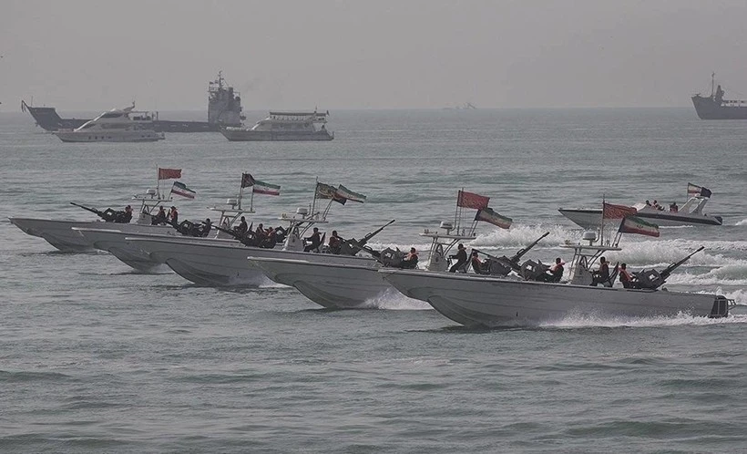 Iran chưa bao giờ và sẽ không thể đóng eo biển Hormuz quan trọng