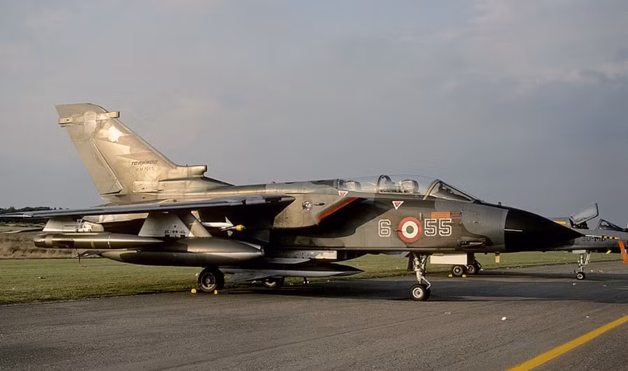 Hàng nghìn linh kiện máy bay chiến đấu biến mất bí ẩn khỏi kho dự trữ