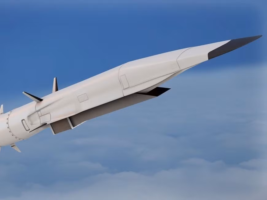 Đẩy mạnh sản xuất tên lửa Oreshnik không có nghĩa là từ bỏ tăng T-72