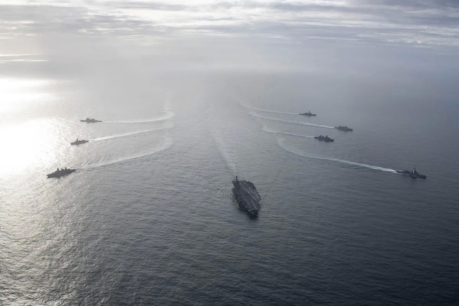 Tàu sân bay Gerald R. Ford tới điểm nóng, cuộc tấn công Venezuela sắp diễn ra?