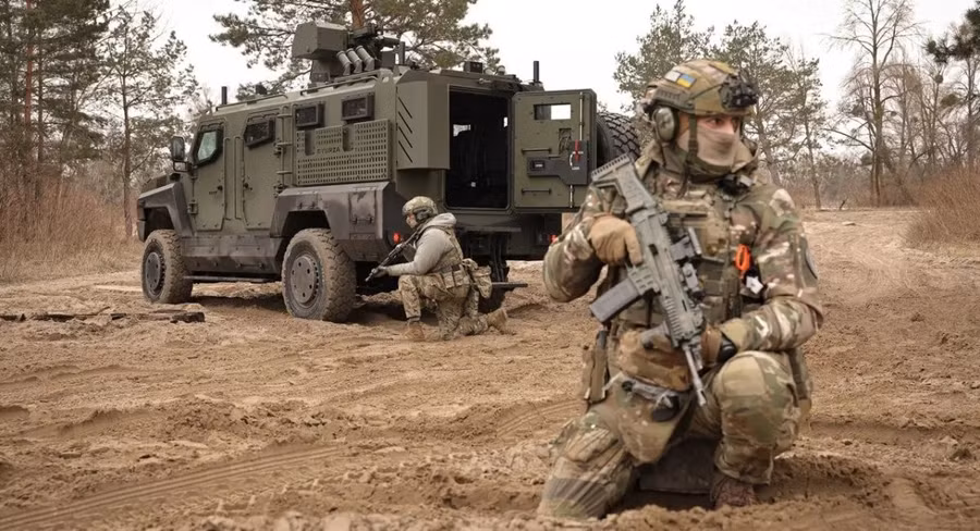 Quân đội Ukraine đã nhận 402 xe bọc thép từ UkrArmoTech