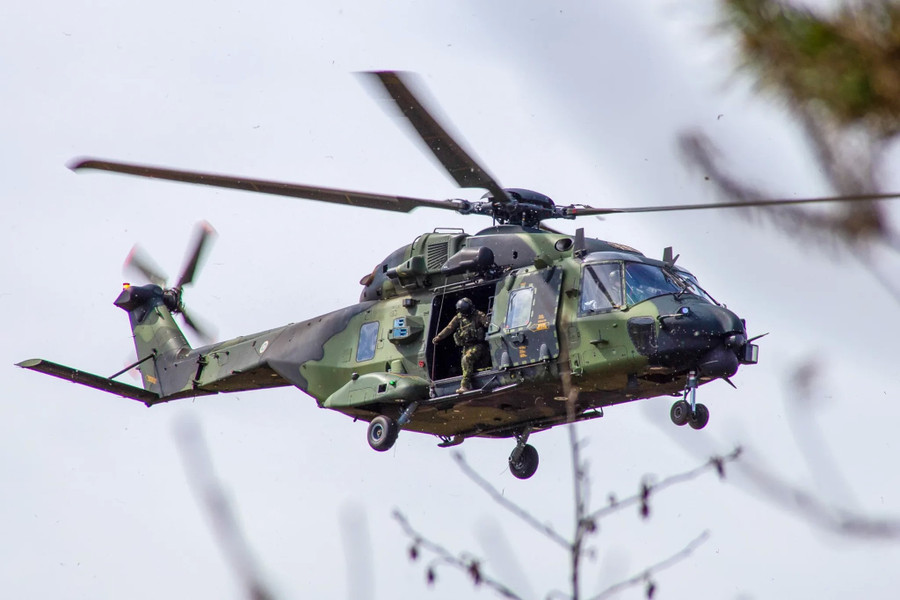 Một chiếc trực thăng NH90 của Quân đội Phần Lan. greqw-pwgaecriu-2048x1365.jpg