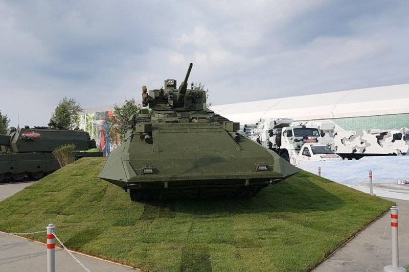 Xe chiến đấu bộ binh hạng nặng T-15 Armata của Nga. 5-4c39275c.jpg