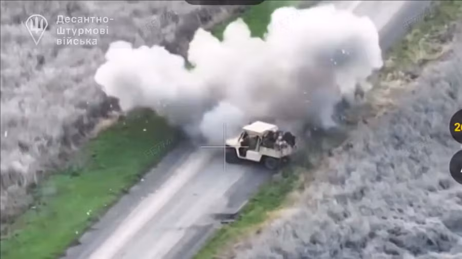 Lính dù đẩy lùi một cuộc tấn công cơ giới lớn ở Kursk