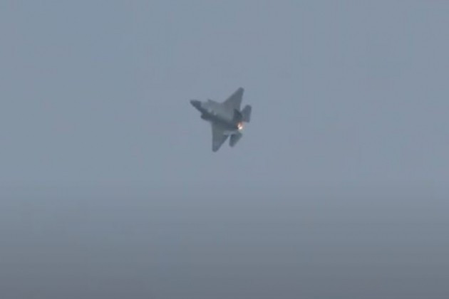 F-35 bay trình diễn tại Aero India 2025, xóa tin đồn 'tránh Su-57'