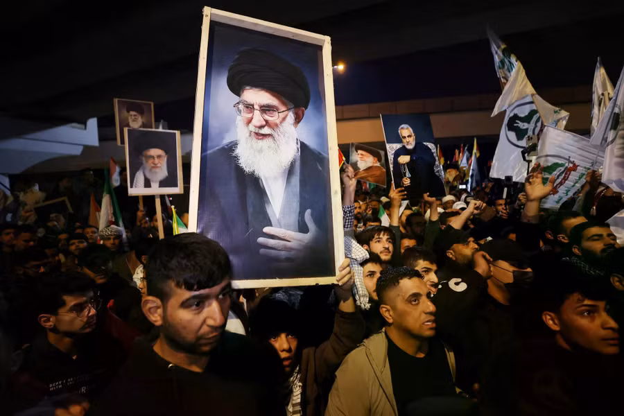 Tình báo Israel theo dõi Đại giáo chủ Ali Khamenei thế nào?