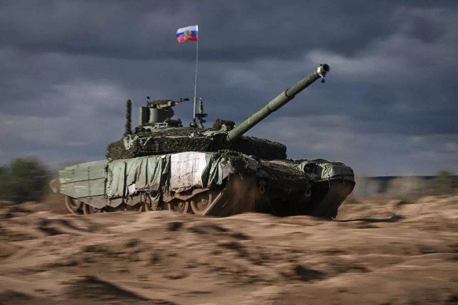 Rostec: Xe tăng Nga chống trả máy bay không người lái FPV vượt trội phương Tây