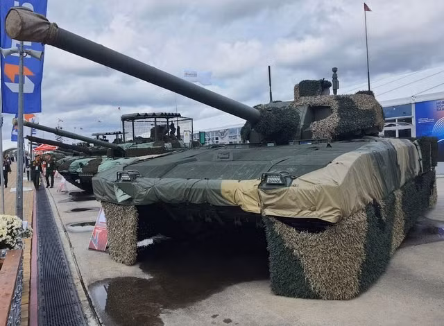 Công việc trên T-14 - T-15 Armata, Kurganets-25 và Boomerang vẫn tiếp tục