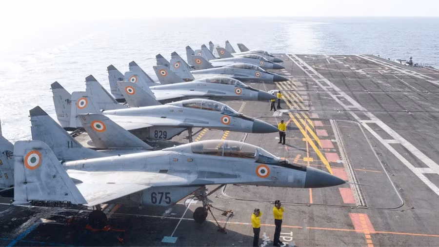 Báo Pháp: 'MiG-29KUB của Hải quân Ấn Độ đang mất khả năng chiến đấu'