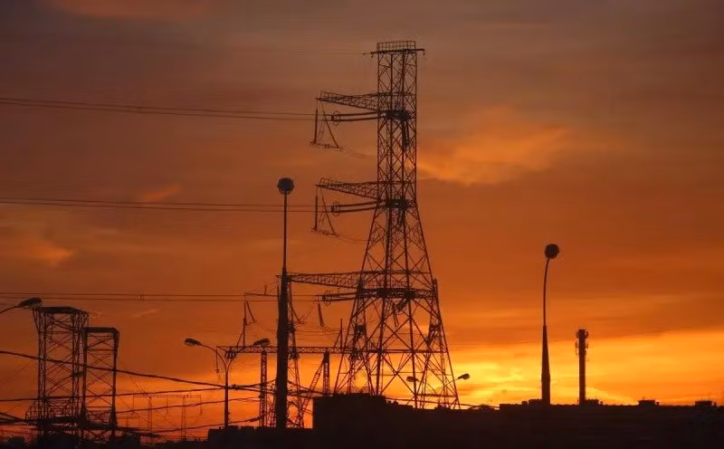 Các nước Baltic cô lập Kaliningrad khi ngắt kết nối với hệ thống năng lượng Nga