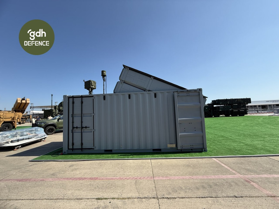 Ra mắt hệ thống tên lửa trong container độc đáo