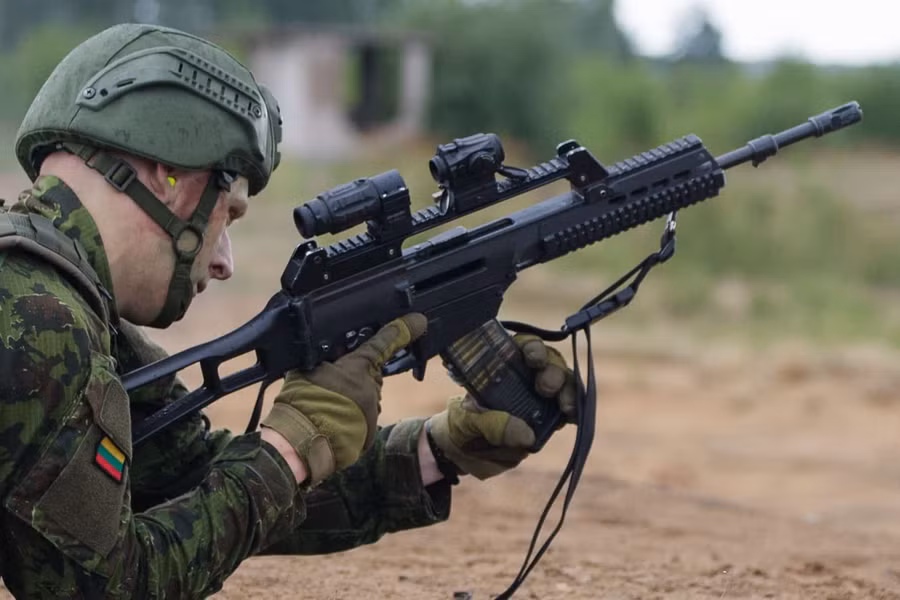 avtomaty-g36-u-lytovskogo-vijskovogo.jpg