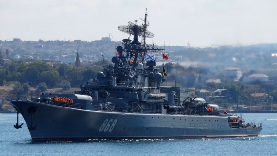 Chiếc tàu duy nhất thuộc Dự án 1135M trên Biển Đen bị trúng đạn tại Novorossiysk